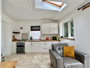Annexe Kitchen/Diner/Lounge- click for photo gallery